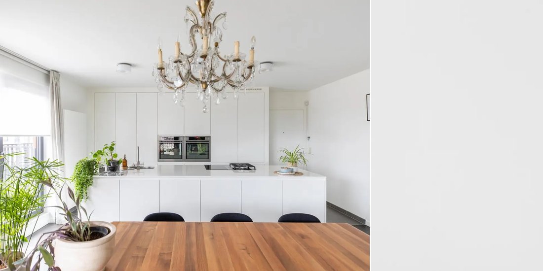 Bianco by Unistone Bianco by Unistone quartz kitchen worktop colour with close-up surface detail